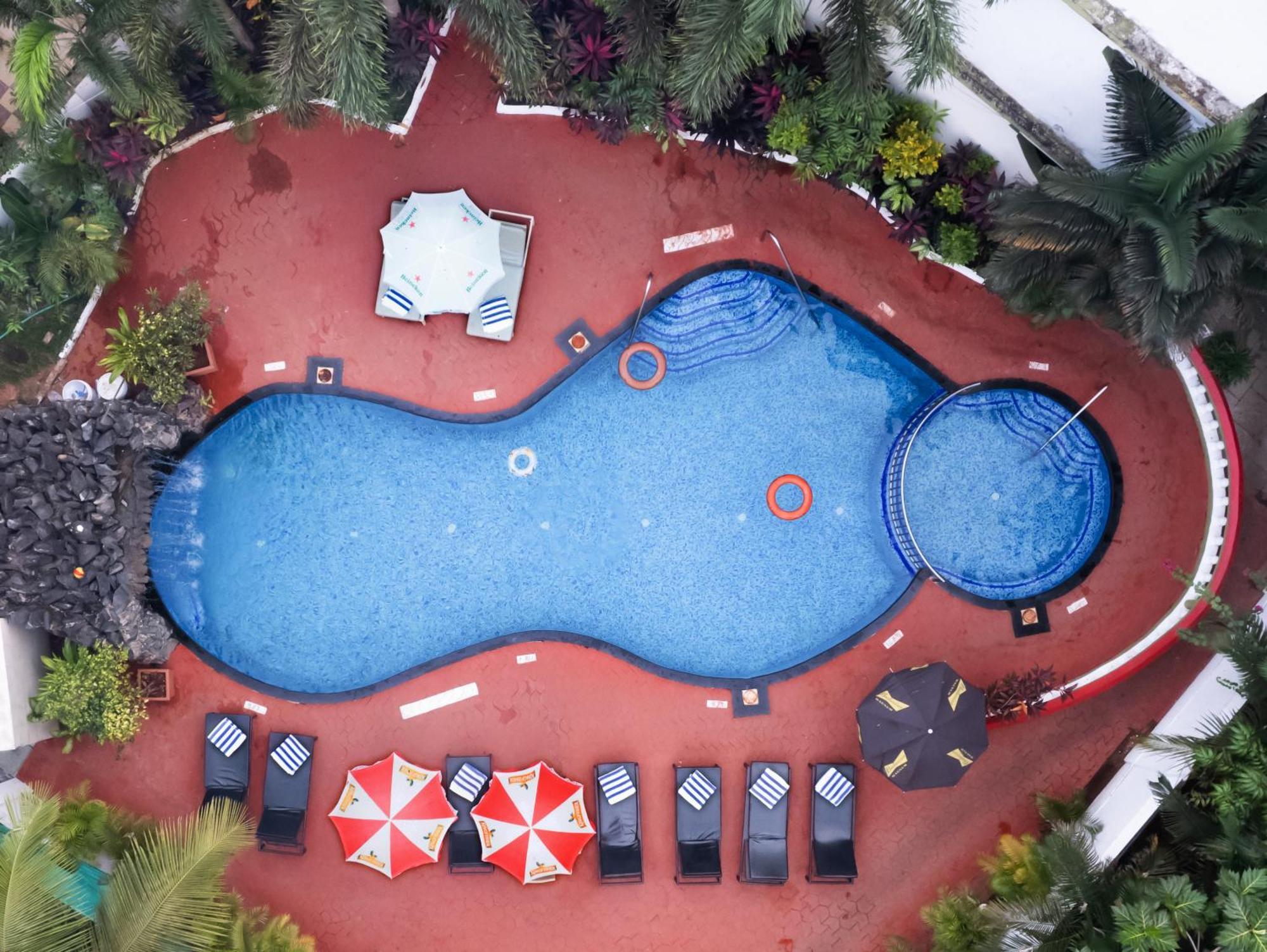 Silver Sands Sunshine - Angaara Candolim Exterior photo