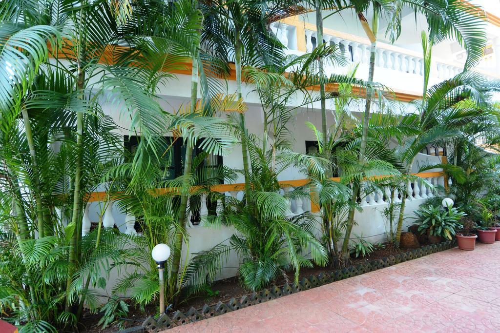 Silver Sands Sunshine - Angaara Candolim Exterior photo