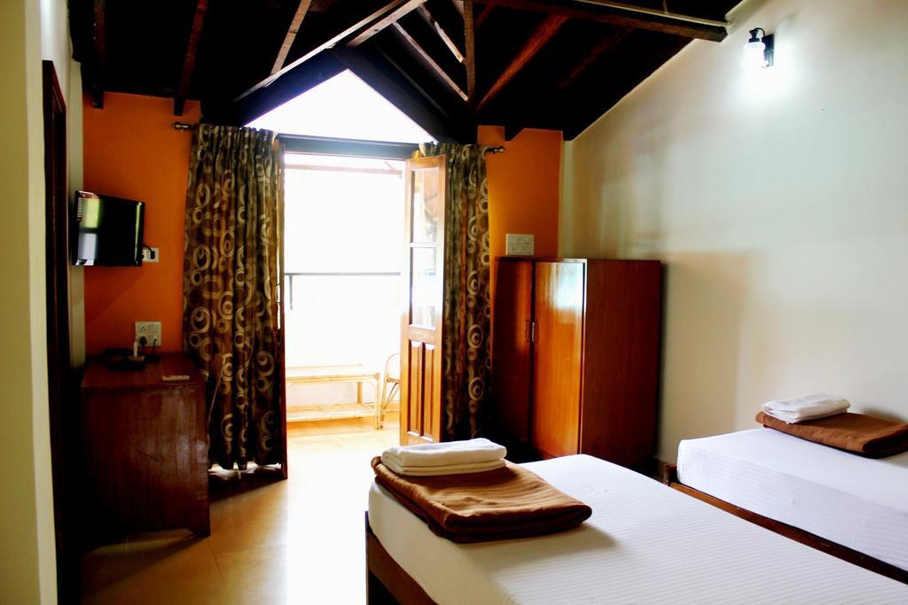 Silver Sands Sunshine - Angaara Candolim Exterior photo