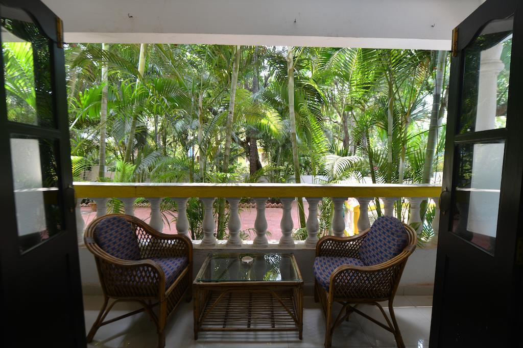 Silver Sands Sunshine - Angaara Candolim Exterior photo