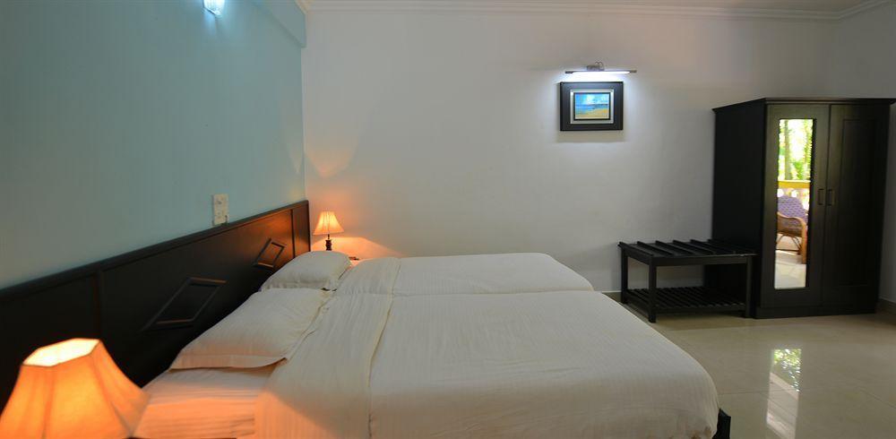 Silver Sands Sunshine - Angaara Candolim Exterior photo