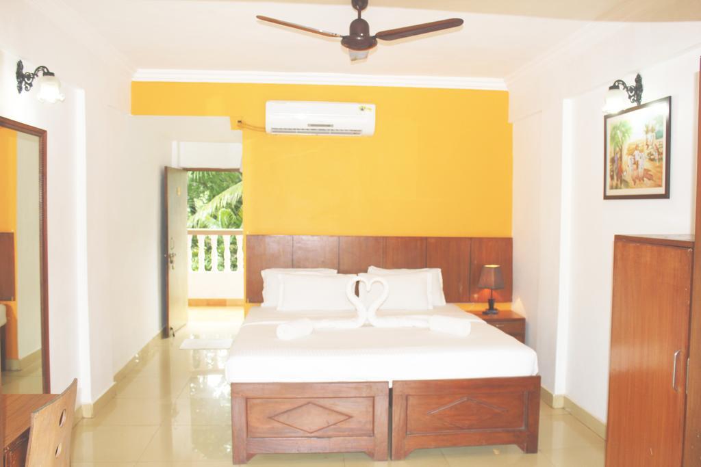 Silver Sands Sunshine - Angaara Candolim Exterior photo