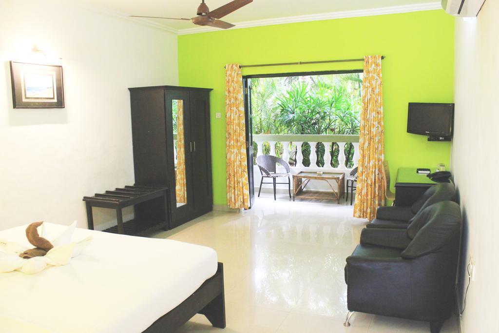 Silver Sands Sunshine - Angaara Candolim Exterior photo