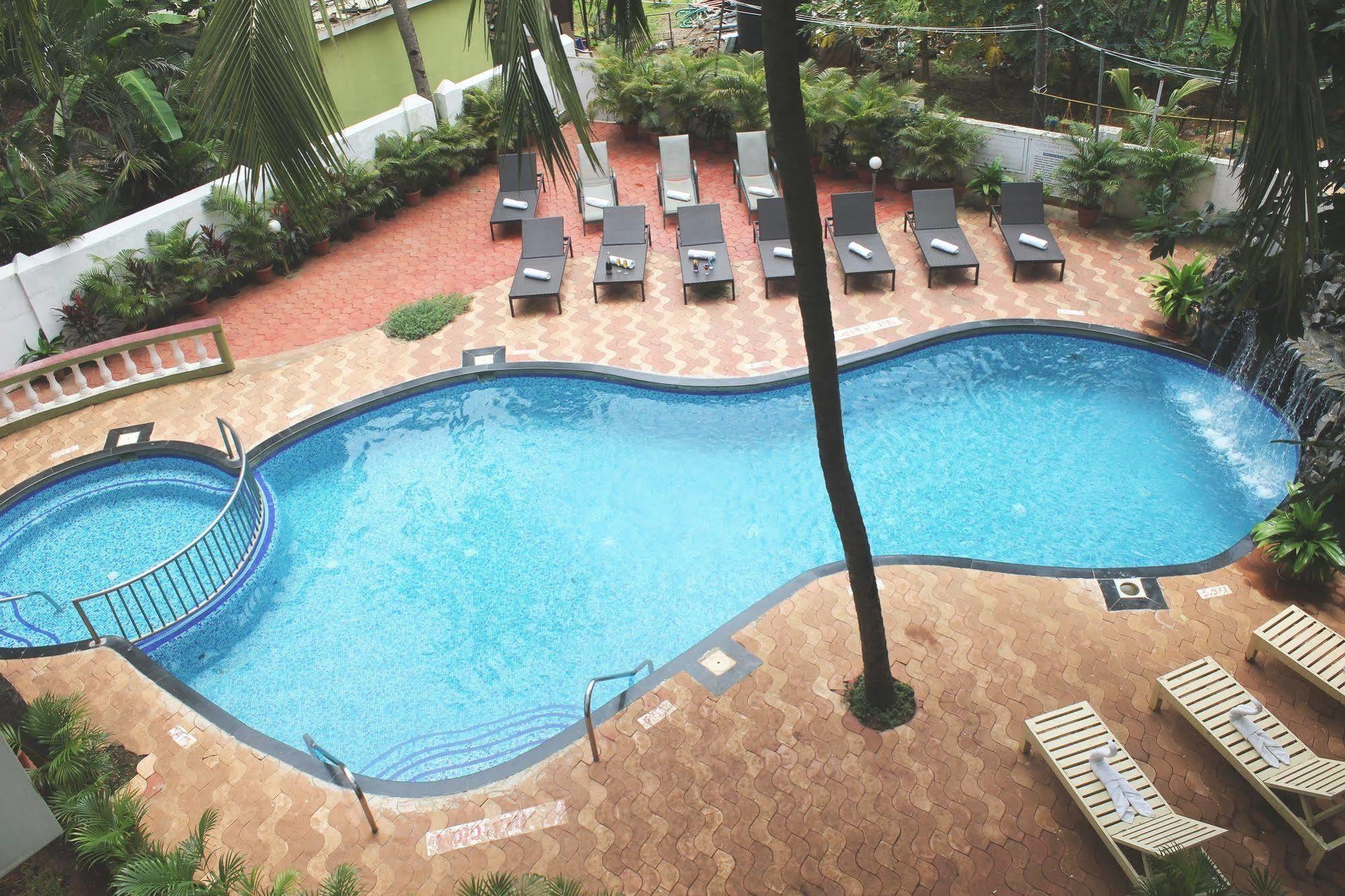 Silver Sands Sunshine - Angaara Candolim Exterior photo